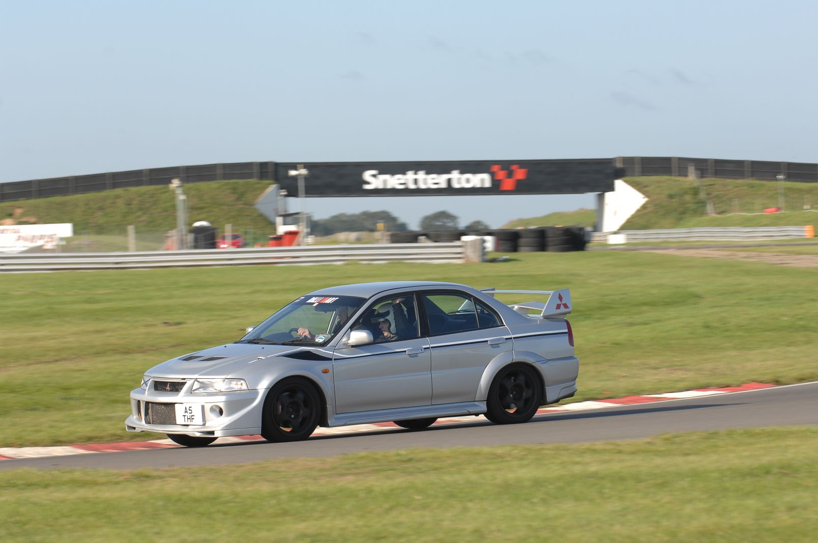 GG1 2800 08 10 08 snetterton trackday surfa
